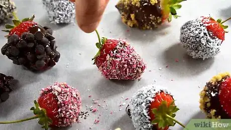 Image titled Decorate Chocolate Covered Strawberries Step 10