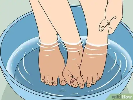 Image titled Soak an Ingrown Toenail Step 3