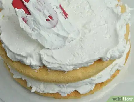 Image titled Decorate a Cake with Whipped Cream Icing Step 9