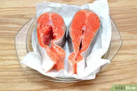 Image titled Defrost Salmon Step 18