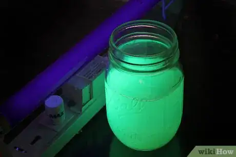 Image titled Make a Glow in the Dark Fluid Step 4