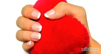 Get Stronger Nails Using Petroleum Jelly