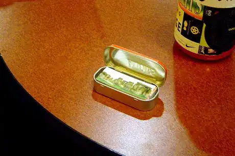 Image titled Mini cards in a gum tin