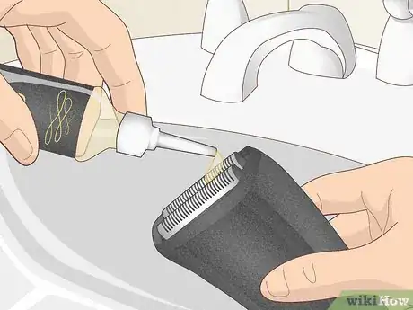 Image titled Apply Oil to an Electric Shaver Step 3