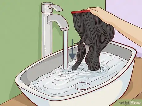 Image titled Wash Hair Extensions Step 4