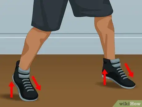 Image titled Do Boxing Footwork Step 3