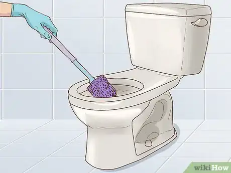 Image titled Keep Toilet Bowl Clean Step 3