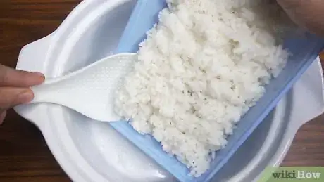 Image titled Defrost Rice Step 1