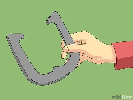 Image titled Throw a Horseshoe Step 10