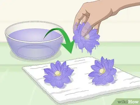 Image titled Dye Silk Flowers Step 6