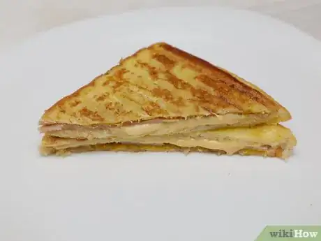 Image titled Make a Ham and Cheese Sandwich Step 18