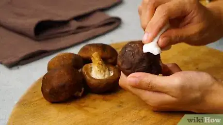 Image titled Saute Mushrooms Step 1
