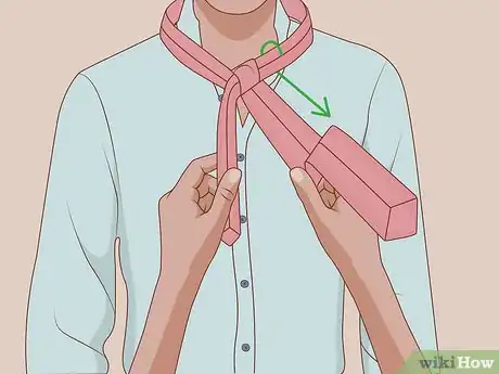 Image titled Tie a Tie on Someone Else Step 10