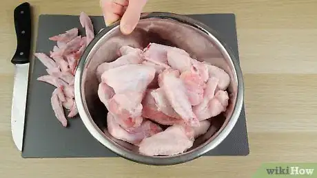 Image titled Bake Chicken Wings Step 1