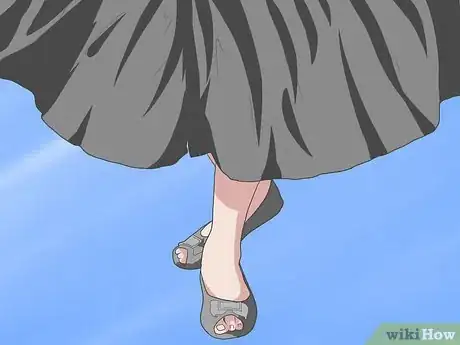 Image titled Curtsy Step 3