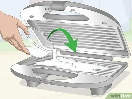 Image titled Clean a Panini Grill Step 3