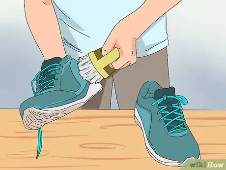 Image titled Clean Tennis Shoes Step 2