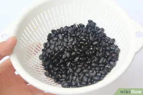 Image titled Soak Black Beans Step 2