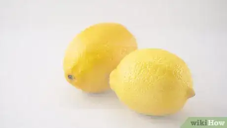 Image titled Juice a Lemon Step 8