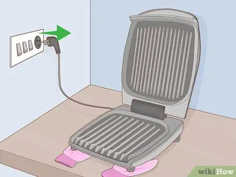 Image titled Clean a Foreman Grill Step 1