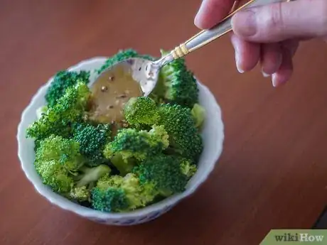 Image titled Eat Raw Broccoli Step 6