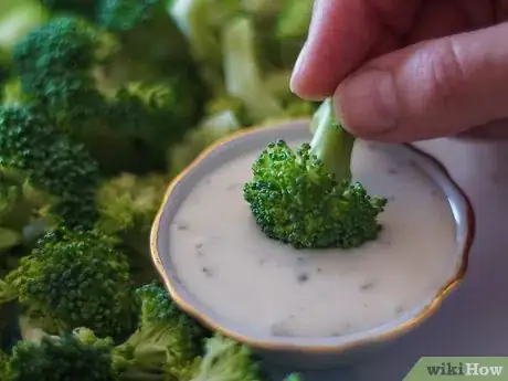 Image titled Eat Raw Broccoli Step 5
