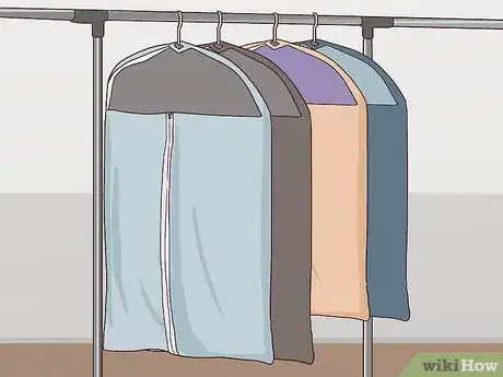 Image titled Pack Linen Clothes Step 1