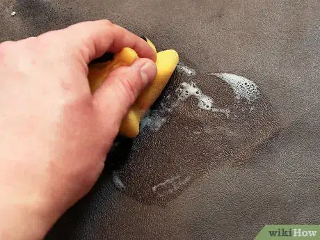 Image titled Remove Grease and Oil From a Car's Interior Step 11