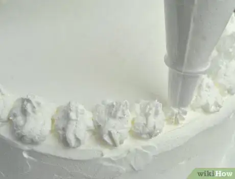 Image titled Decorate a Cake with Whipped Cream Icing Step 14