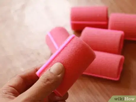 Image titled Use Sponge Rollers Step 1