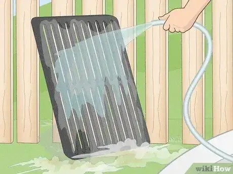 Image titled Clean Porcelain Grill Grates Step 4