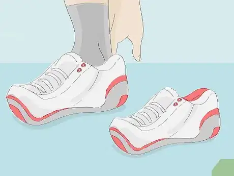 Image titled Fit Shoes Step 13