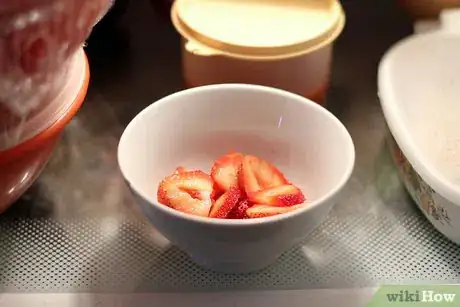 Image titled Prepare and Use Strawberries Step 6