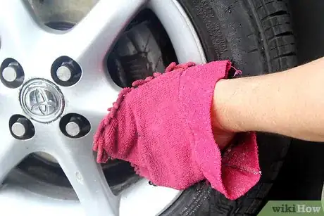 Image titled Remove Brake Dust from Aluminum Wheels Step 10