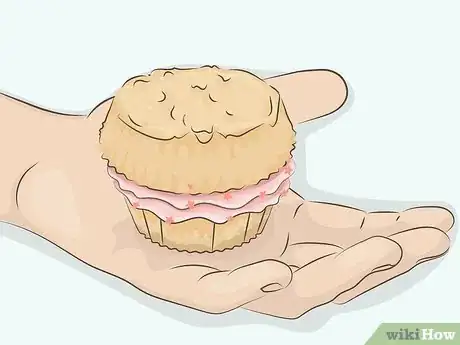 Image titled Eat a Cupcake Step 6