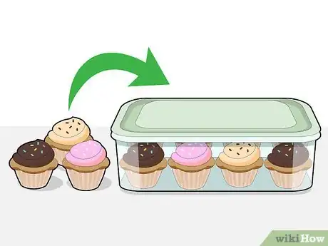 Image titled Pack Cupcakes Step 5