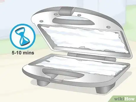 Image titled Clean a Panini Grill Step 5