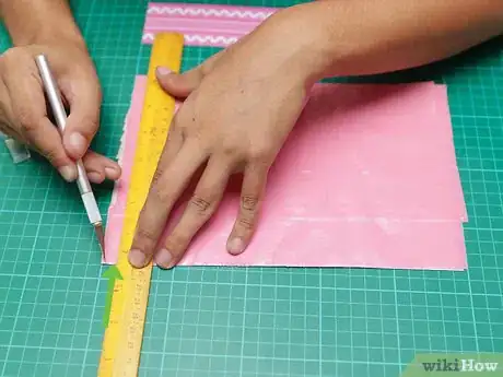 Image titled Make a Duct Tape Wallet (Easy Method) Step 5