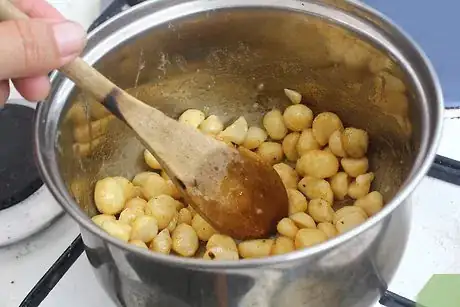 Image titled Honey Roast Macadamia Nuts Step 3