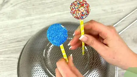 Image titled Make a Cake Pop Holder Step 6