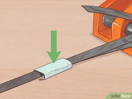 Image titled Use a Uline Strapping Tool Step 6