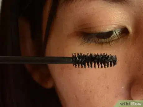 Image titled Sanitize Your Mascara Step 2