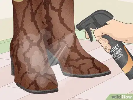 Image titled Clean Snakeskin Boots Step 9