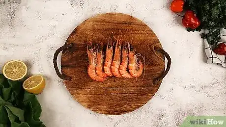 Image titled Peel a Cooked Prawn Step 1