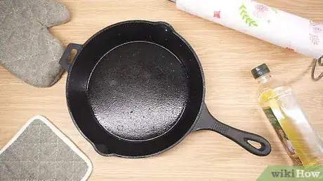 Image titled Clean a Burnt Cast Iron Skillet Step 11