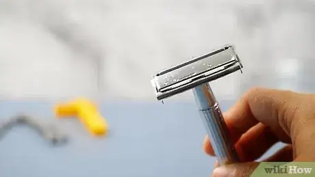 Image titled Clean a Razor Blade Step 9