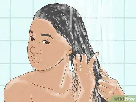Image titled How Often Should Black Hair Be Washed Step 5