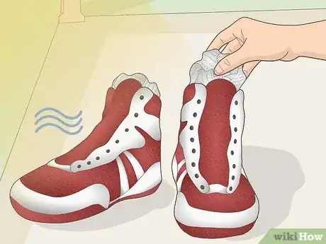 Image titled Clean Wrestling Shoes Step 7