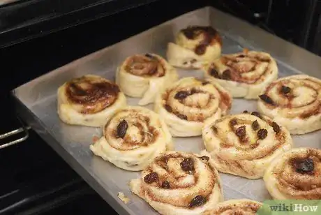 Image titled Make Cinnamon Rolls Step 21