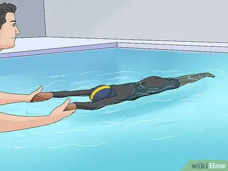 Image titled Overcome Your Fear of Learning to Swim Step 9